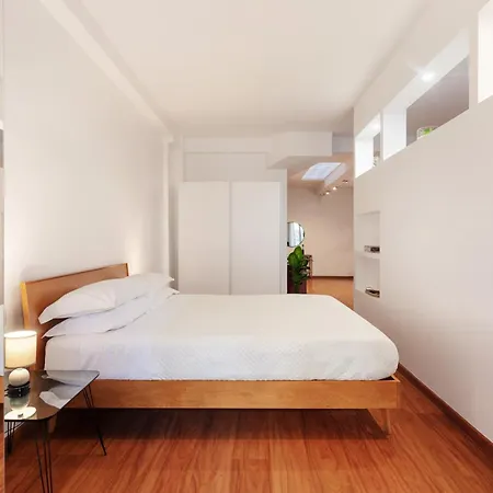 Lungotevere Trastevere Loft روما